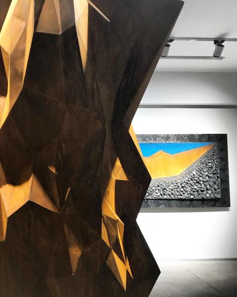 В арт-пространстве FACE Foundation открылась выставка работ известного украинского скульптора Алексея Золотарева